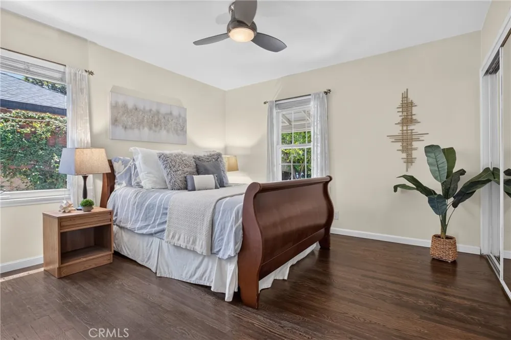 5938 Simpson Ave Valley Village, CA 91607