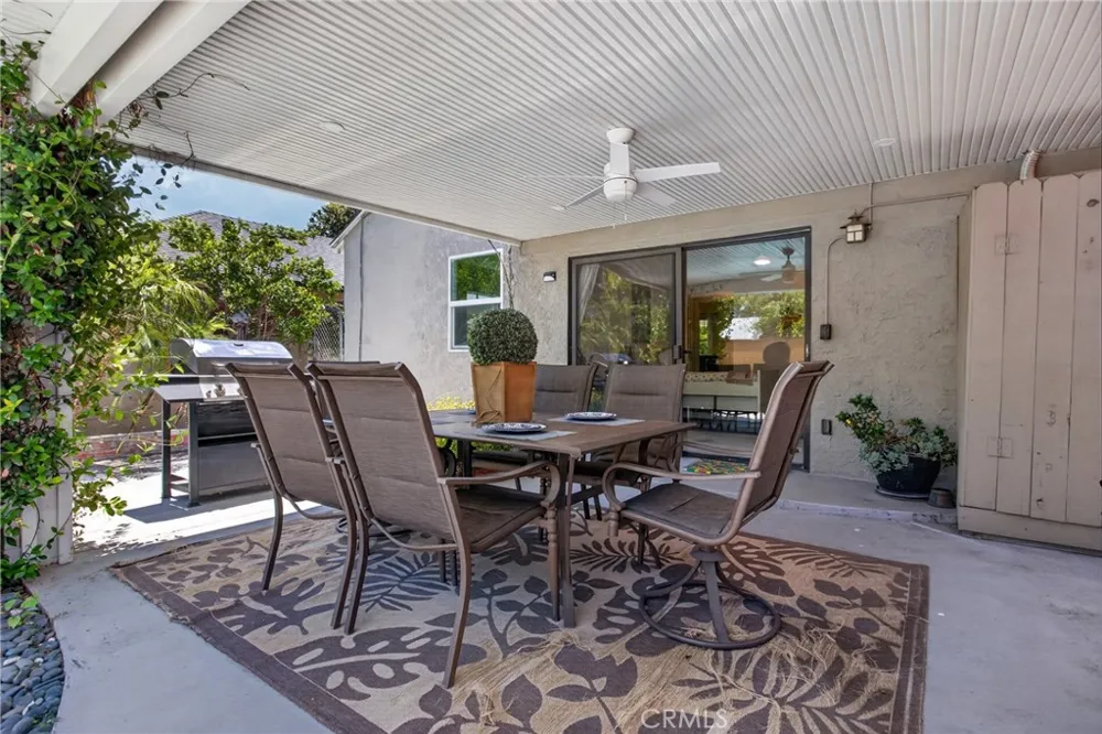 5938 Simpson Ave Valley Village, CA 91607