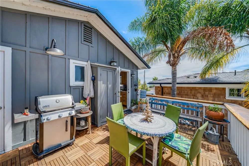 455 Agate Laguna Beach, CA 92651