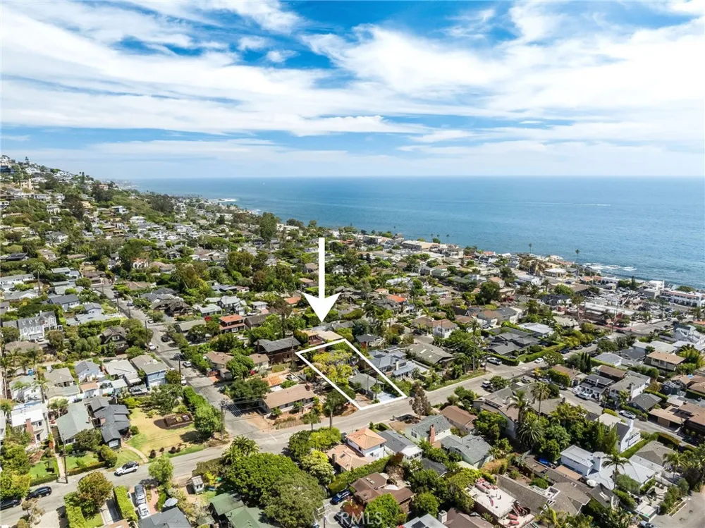 455 Agate Laguna Beach, CA 92651