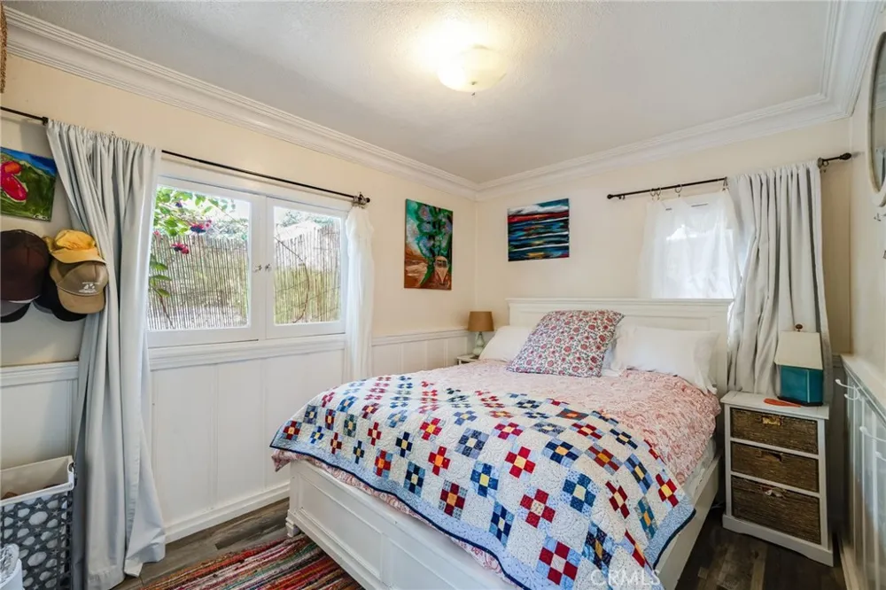 455 Agate Laguna Beach, CA 92651