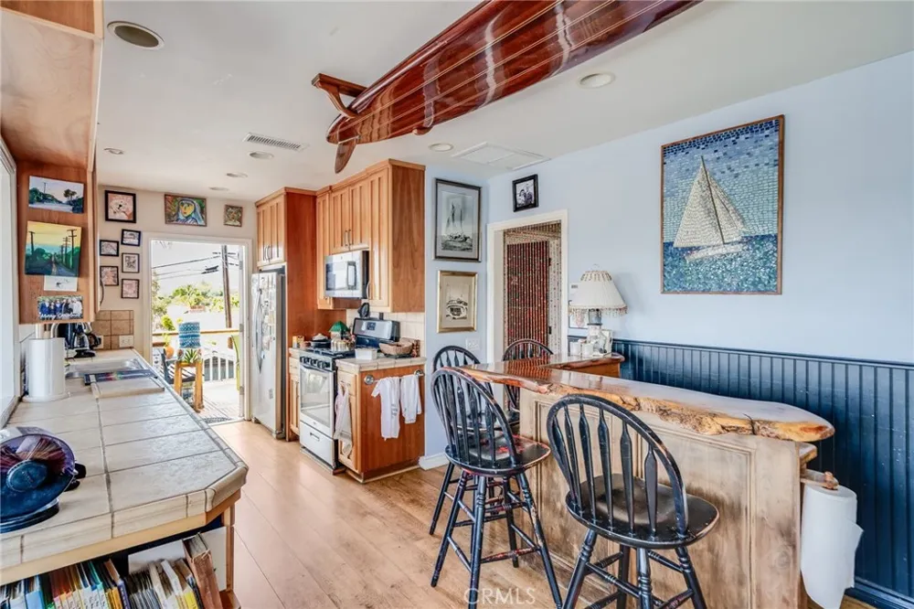 455 Agate Laguna Beach, CA 92651