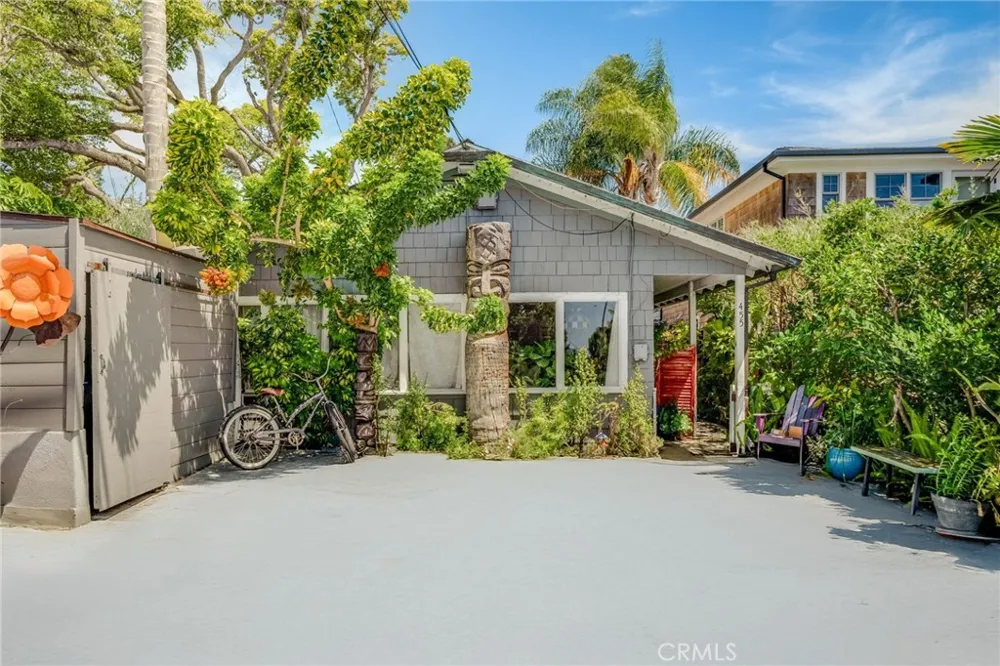 455 Agate Laguna Beach, CA 92651