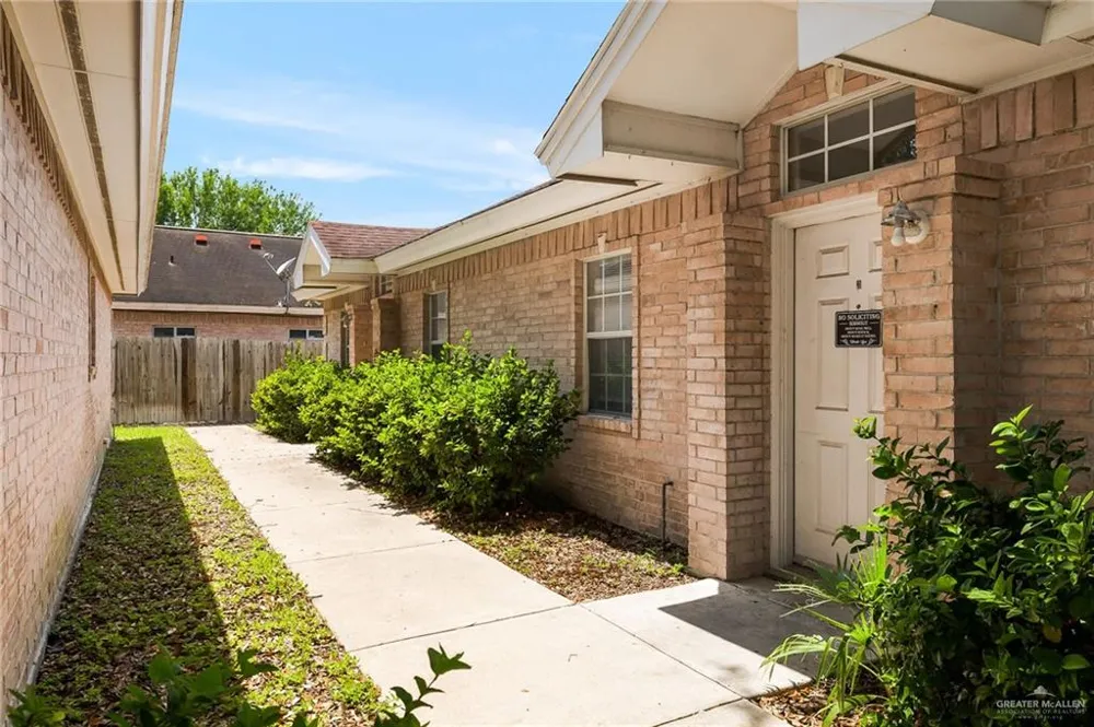 1603 Lexington Circle Edinburg, TX 78539