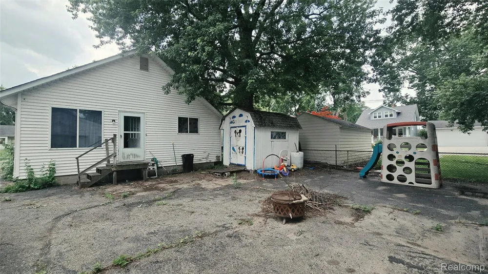1655 Lyon Street Port Huron City, MI 48060
