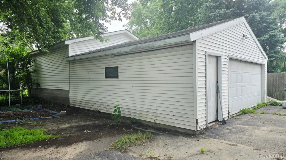 1655 Lyon Street Port Huron City, MI 48060