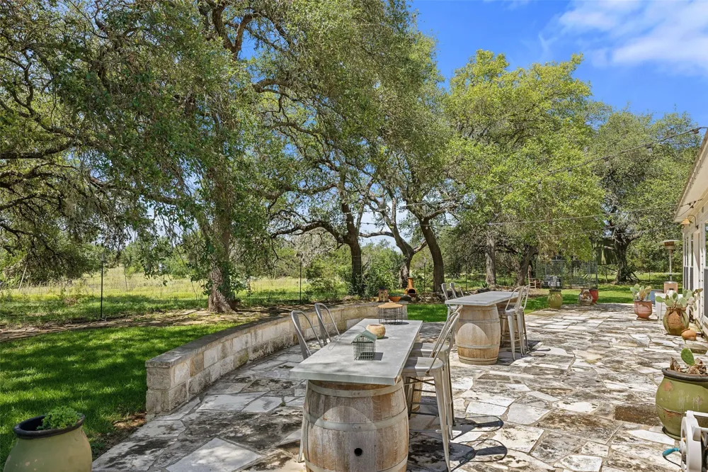 1533 Ranch Road 1323 Johnson City, TX 78636