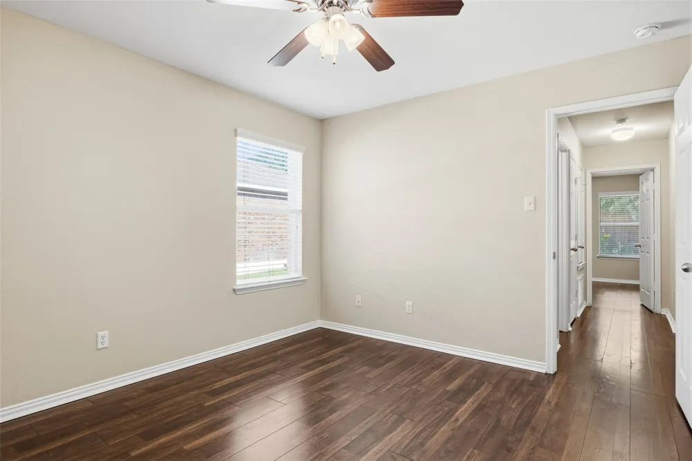 1069 Talley Loop Buda, TX 78610