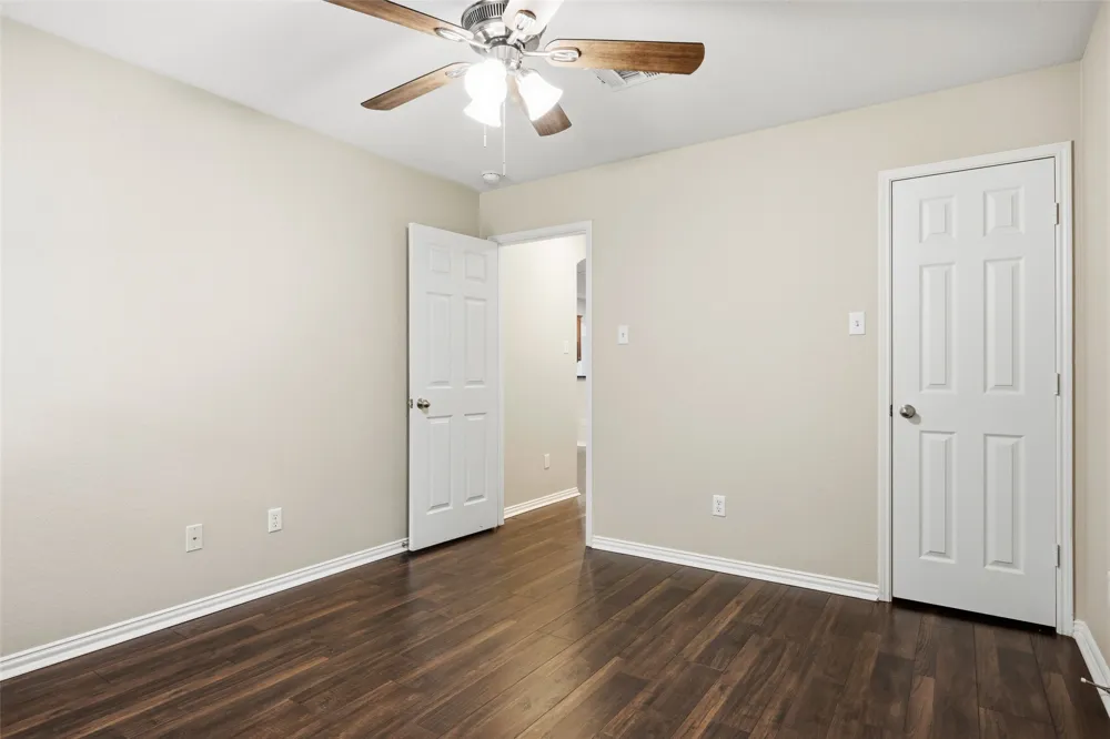 1069 Talley Loop Buda, TX 78610