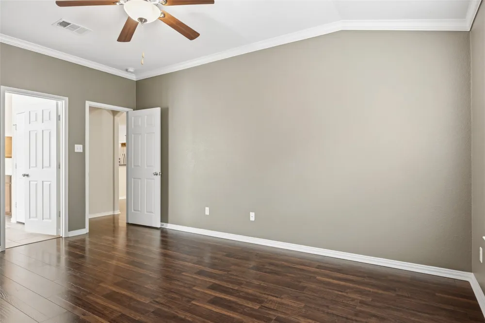1069 Talley Loop Buda, TX 78610