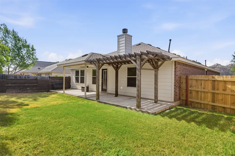1069 Talley Loop Buda, TX 78610