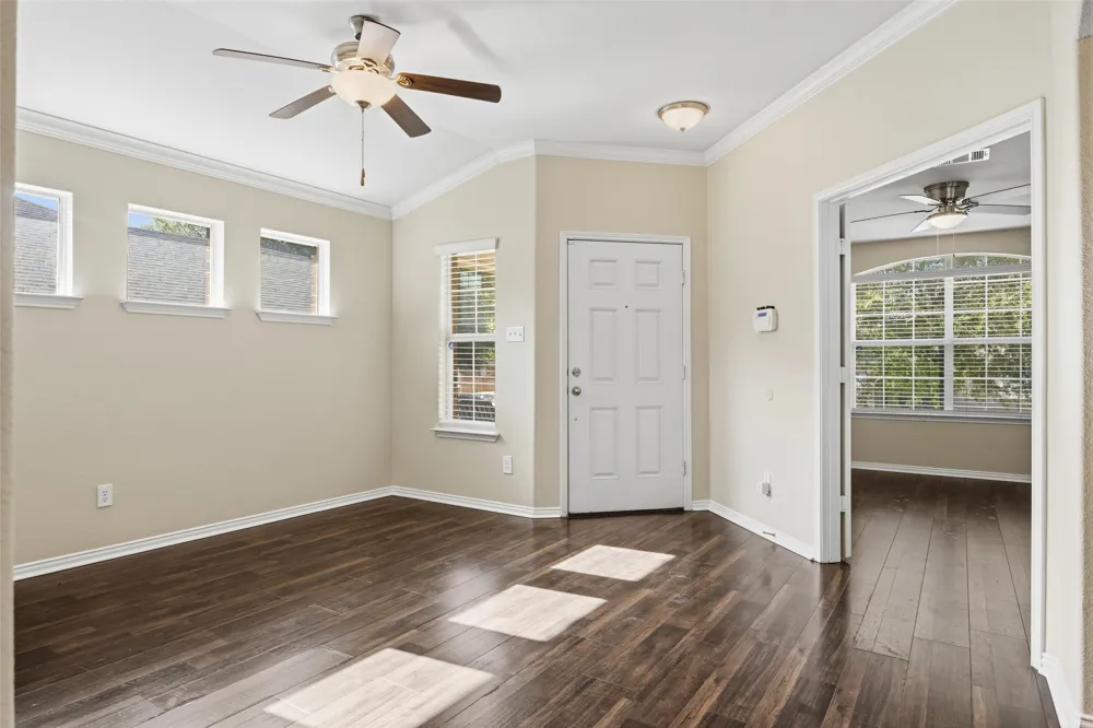 1069 Talley Loop Buda, TX 78610