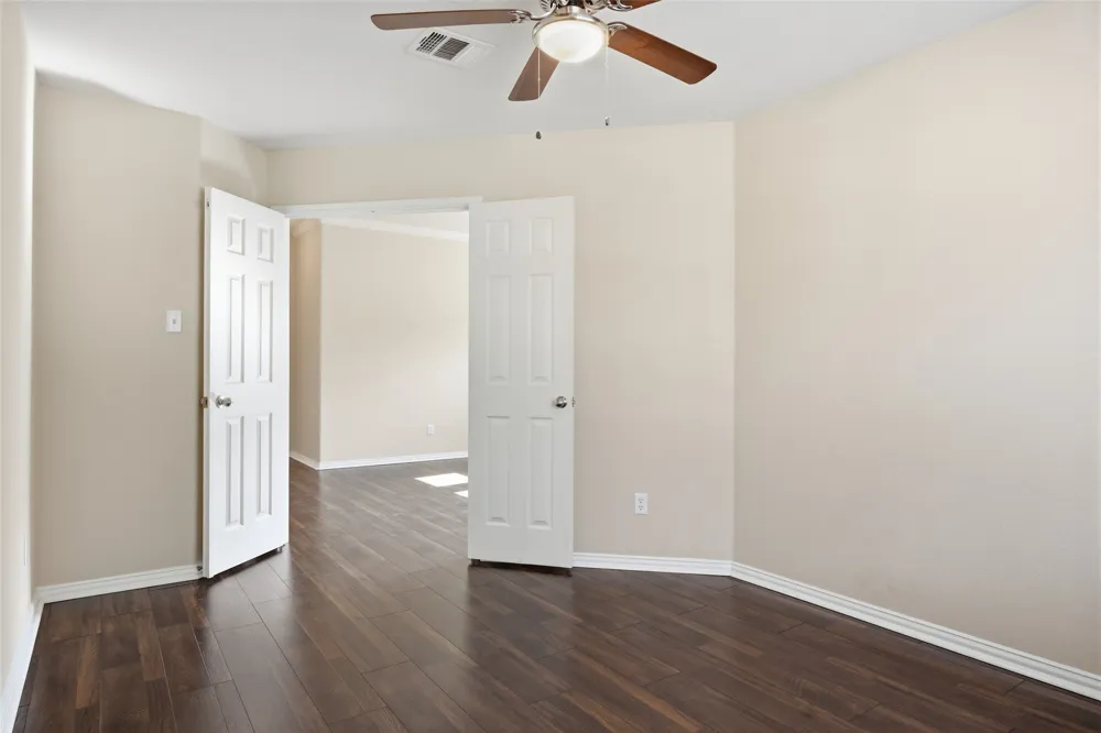 1069 Talley Loop Buda, TX 78610