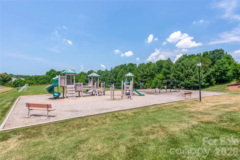 14661 Greenpoint Lane Huntersville, NC 28078