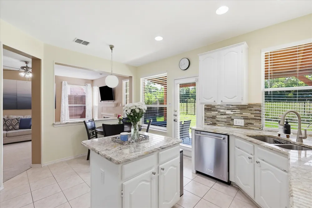 517 Waterview Drive Coppell, TX 75019
