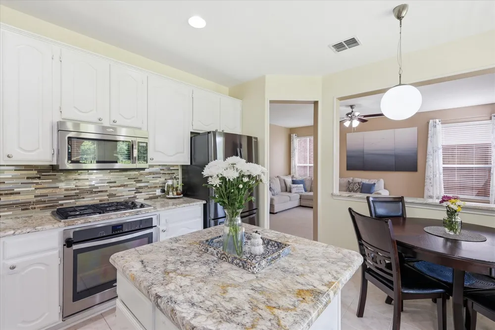 517 Waterview Drive Coppell, TX 75019