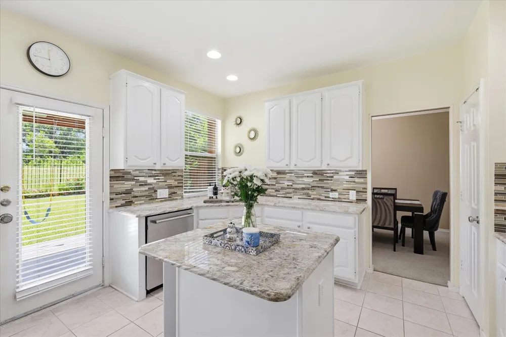 517 Waterview Drive Coppell, TX 75019