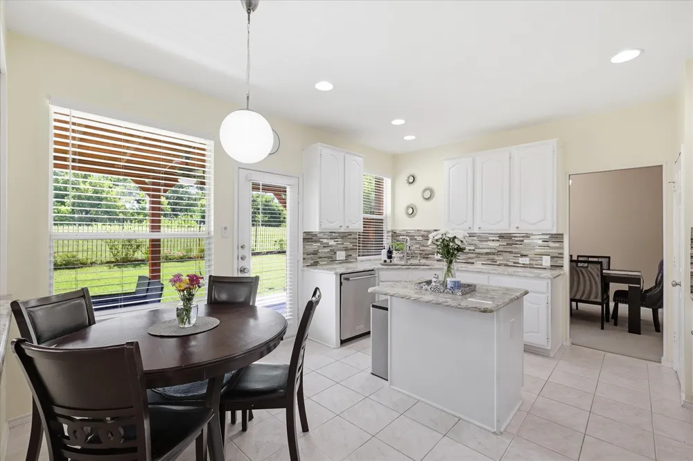 517 Waterview Drive Coppell, TX 75019