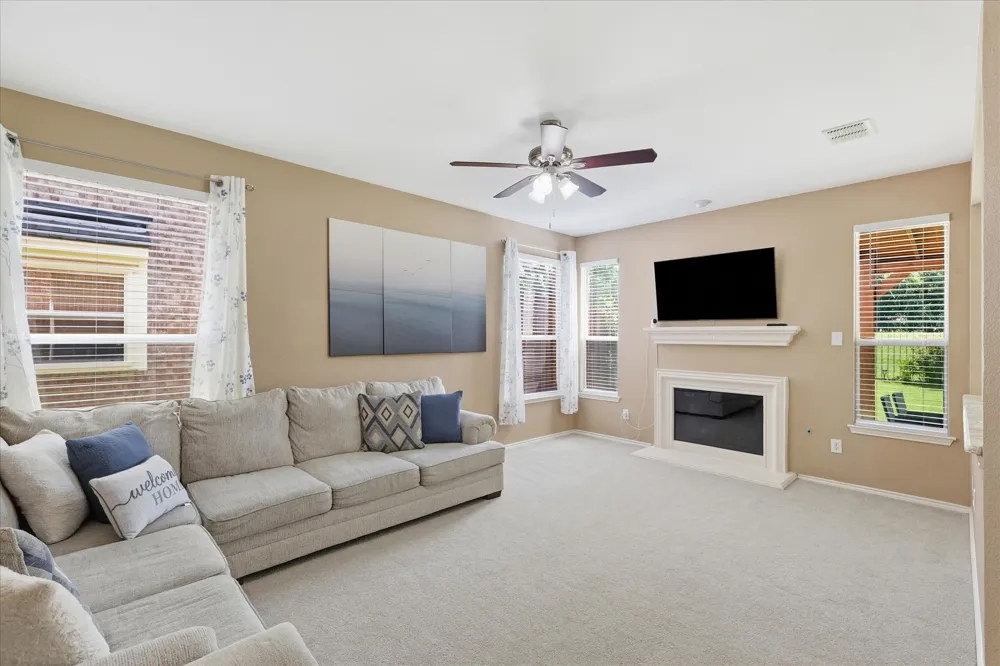 517 Waterview Drive Coppell, TX 75019