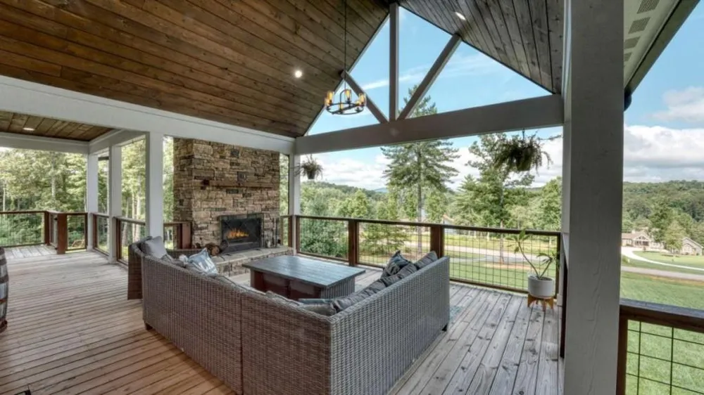 359 New Water Way Blairsville, GA 30512