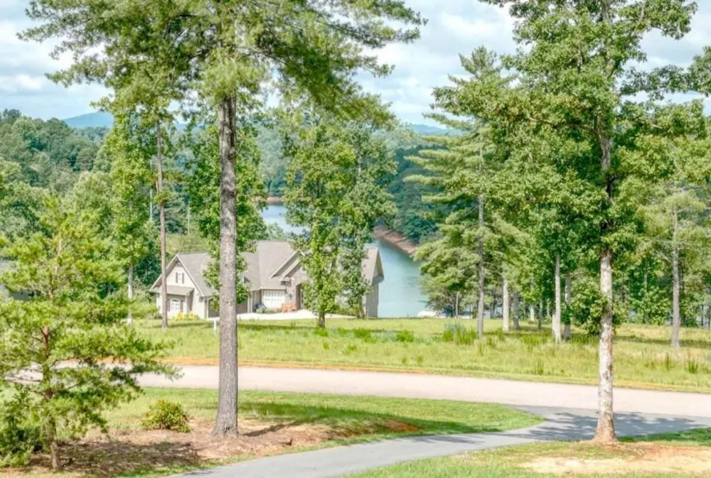 359 New Water Way Blairsville, GA 30512
