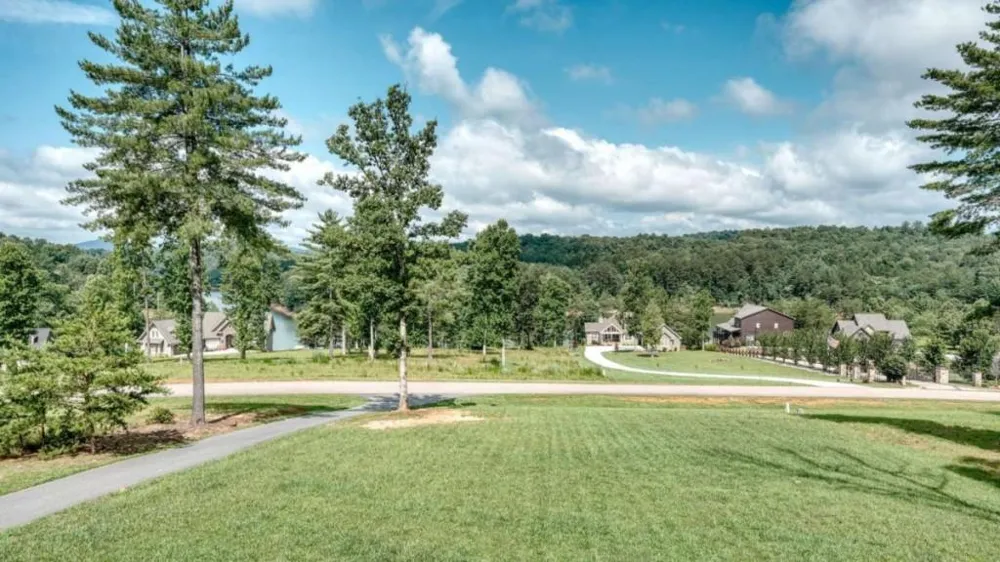 359 New Water Way Blairsville, GA 30512