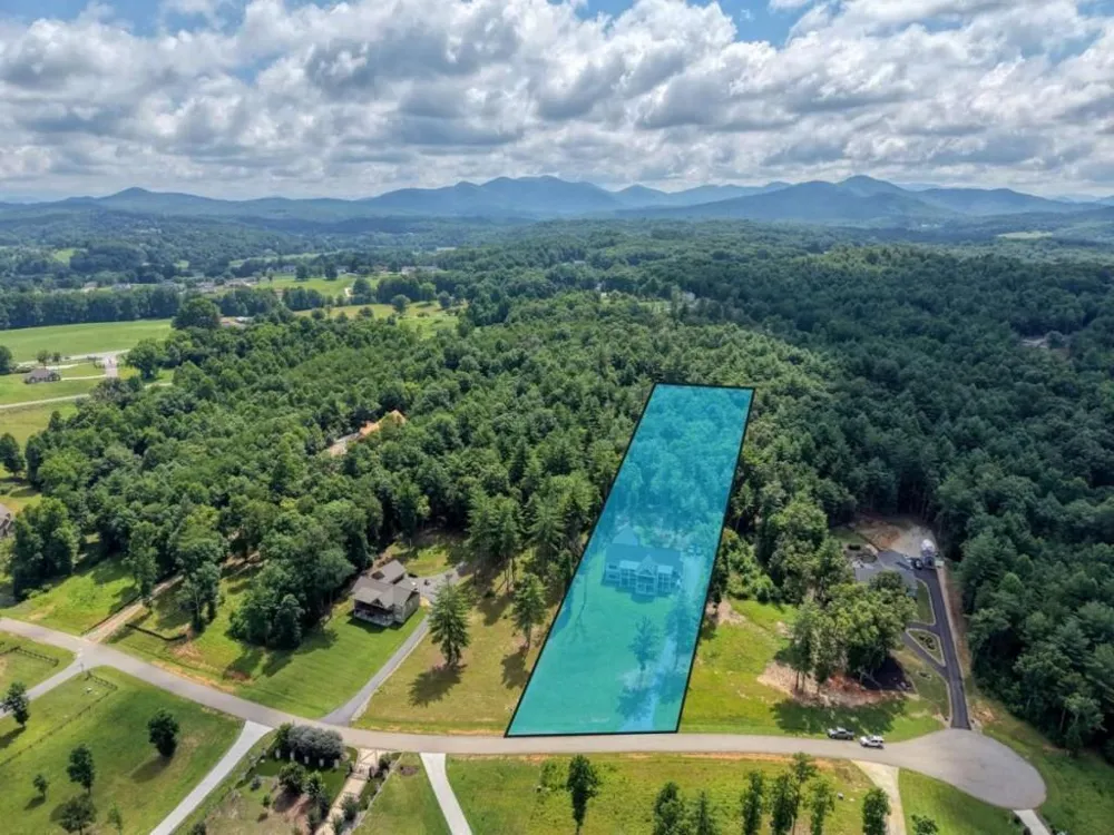359 New Water Way Blairsville, GA 30512