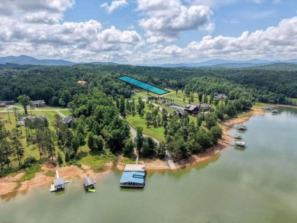 359 New Water Way Blairsville, GA 30512