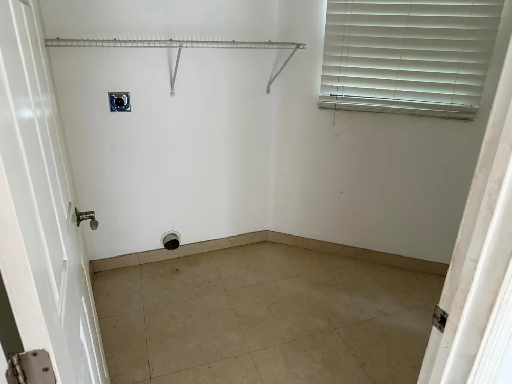 2828 SW 7th Avenue Miami, FL 33129