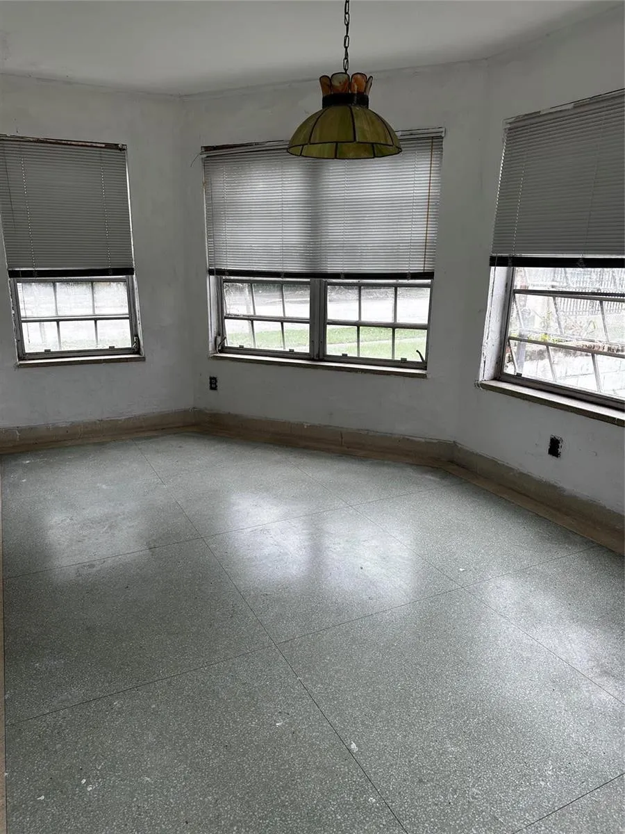 2828 SW 7th Avenue Miami, FL 33129