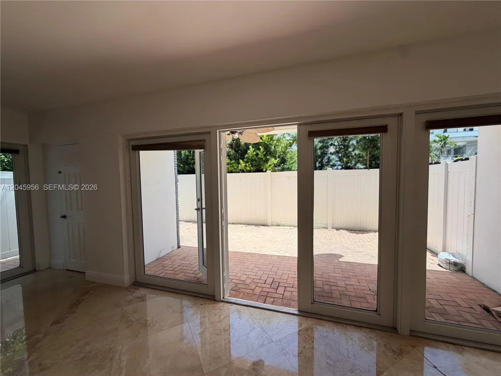 7312 Gary Ave Miami Beach, FL 33141