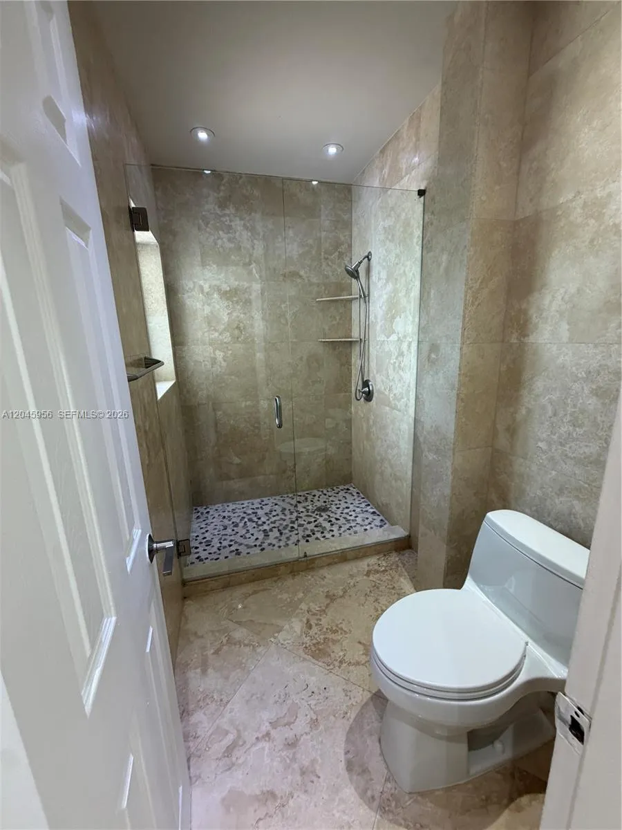 7312 Gary Ave Miami Beach, FL 33141