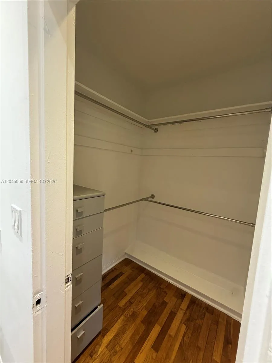 7312 Gary Ave Miami Beach, FL 33141