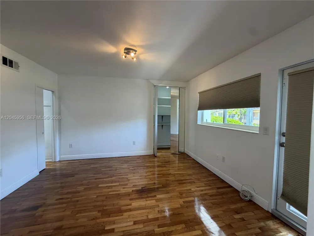 7312 Gary Ave Miami Beach, FL 33141