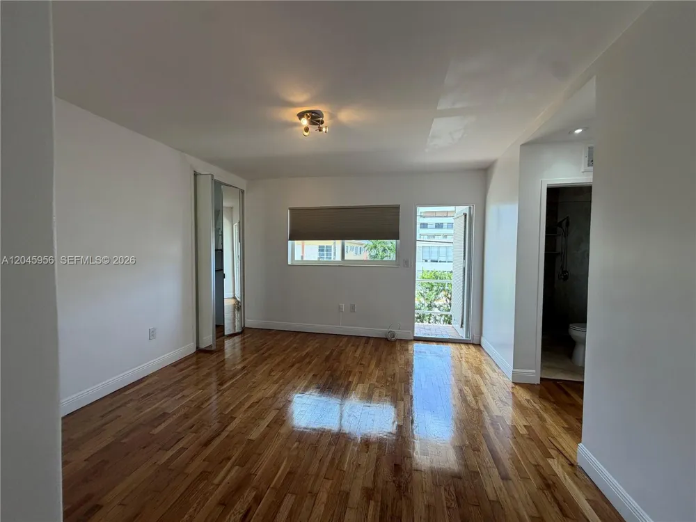7312 Gary Ave Miami Beach, FL 33141