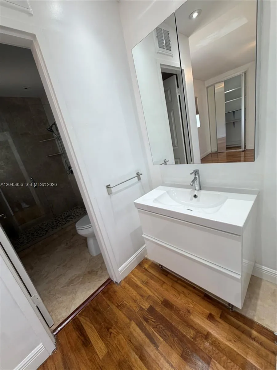 7312 Gary Ave Miami Beach, FL 33141