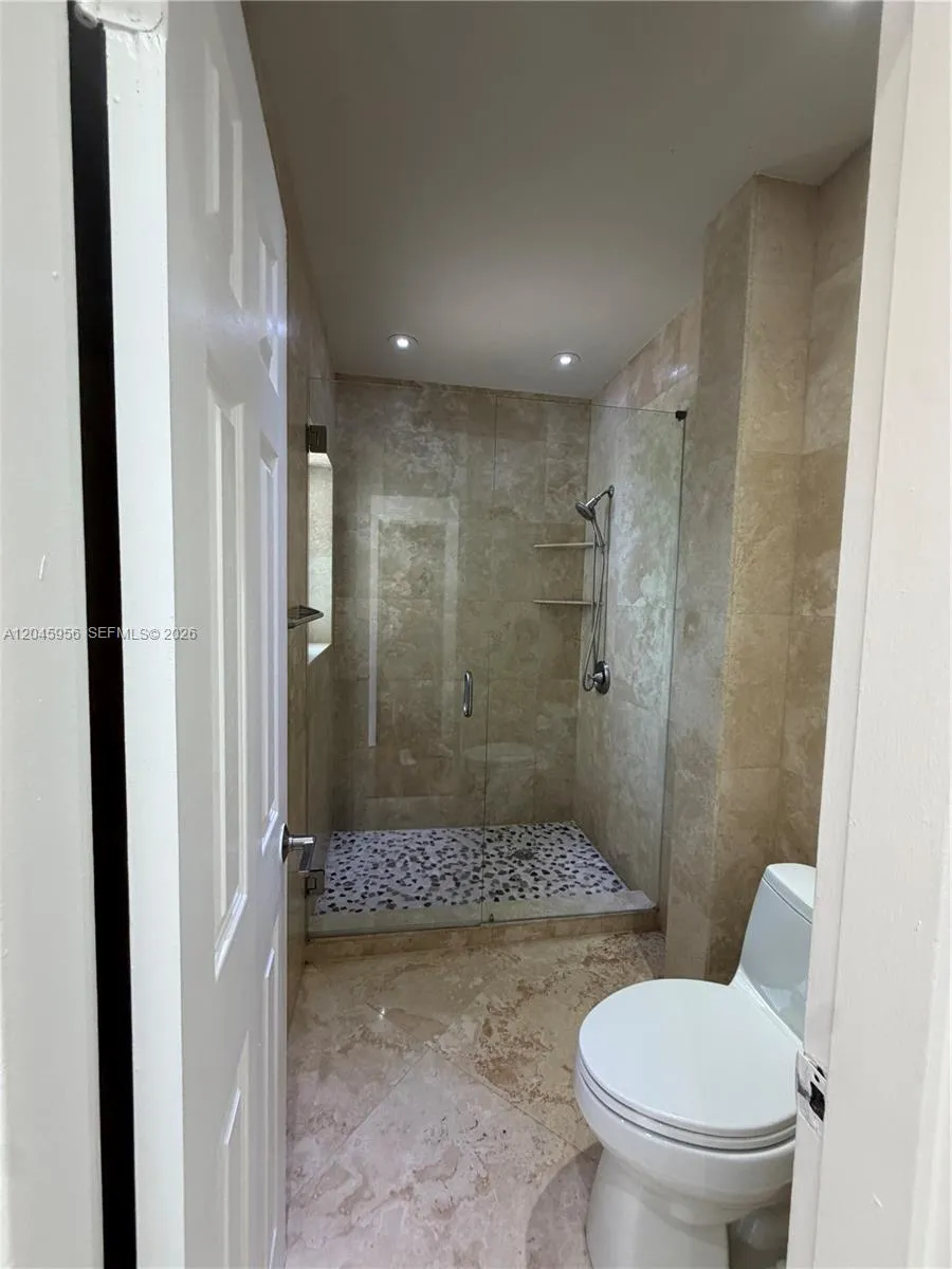 7312 Gary Ave Miami Beach, FL 33141