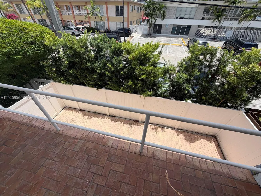 7312 Gary Ave Miami Beach, FL 33141