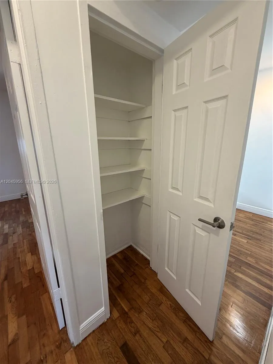 7312 Gary Ave Miami Beach, FL 33141