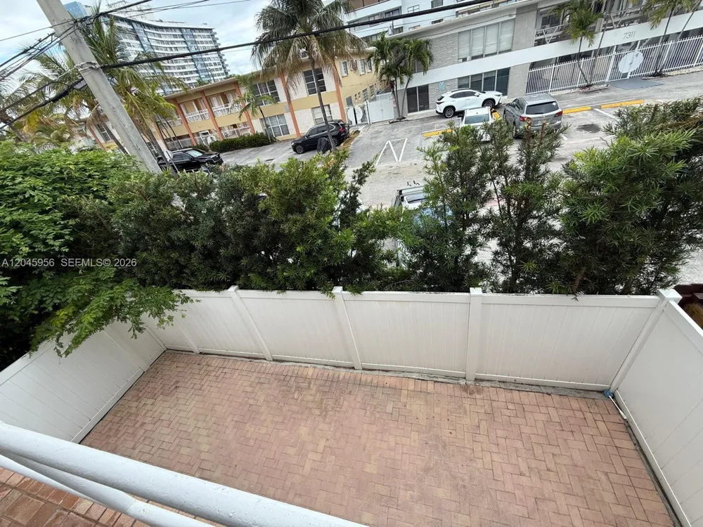 7312 Gary Ave Miami Beach, FL 33141