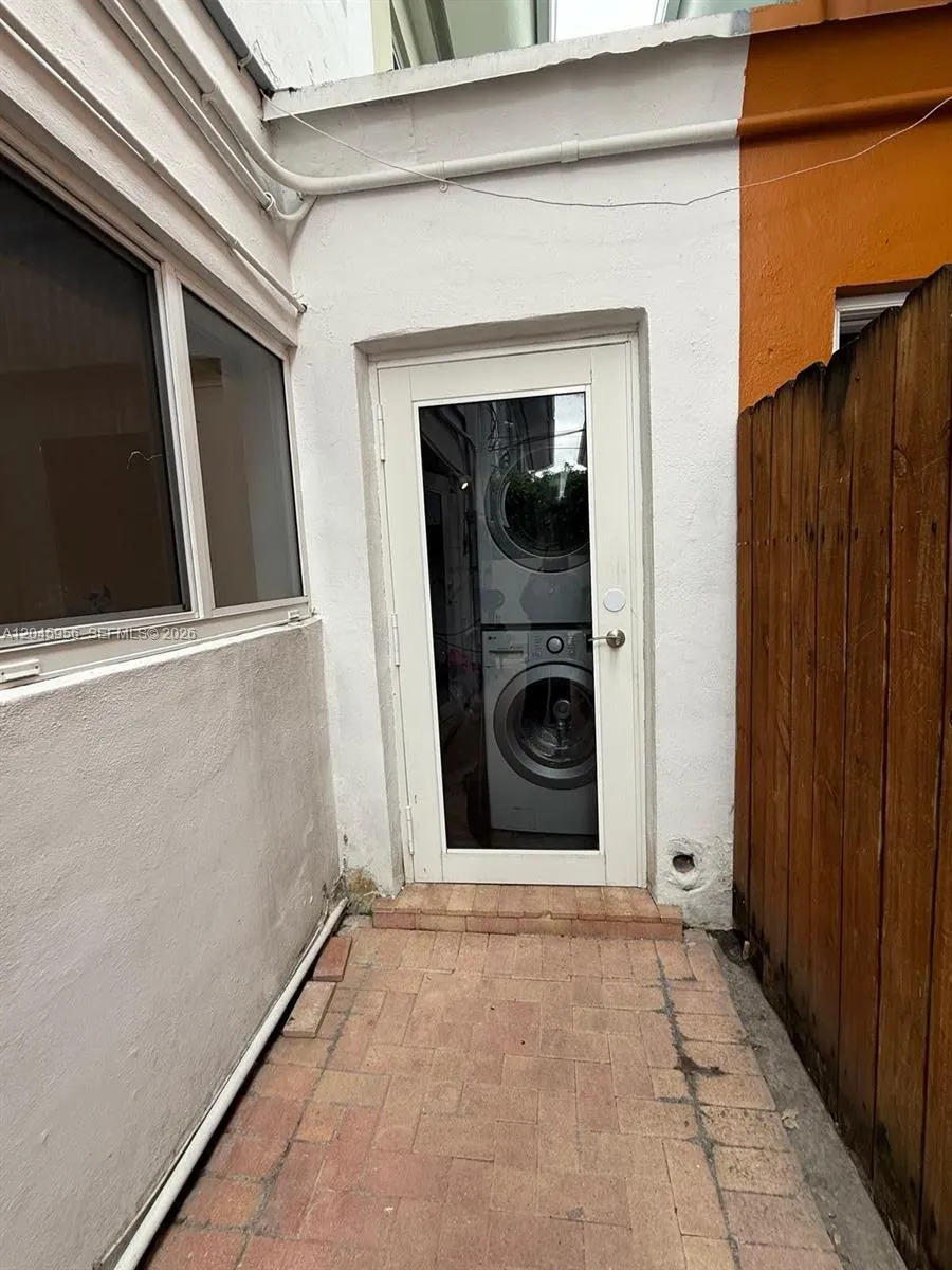 7312 Gary Ave Miami Beach, FL 33141