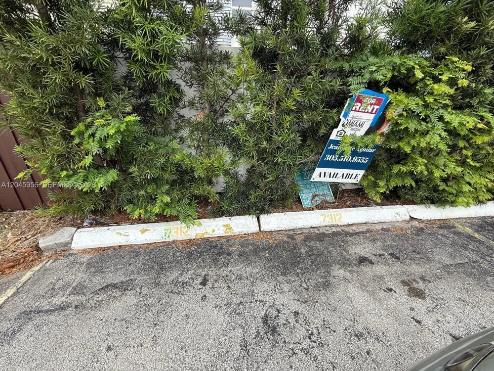 7312 Gary Ave Miami Beach, FL 33141