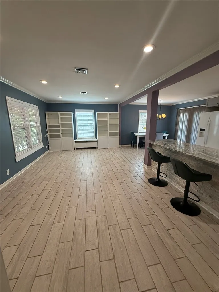 330 Breezeway Avenue Corpus Christi, TX 78404