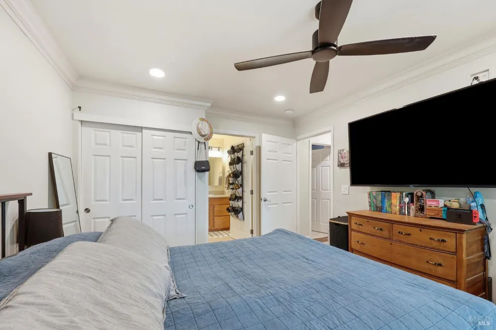 225 Burt Street ##9 Santa Rosa, CA 95407