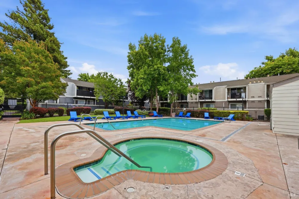 225 Burt Street ##9 Santa Rosa, CA 95407