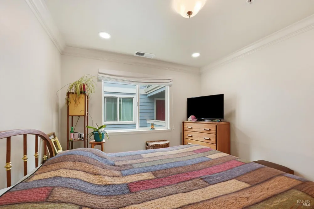 225 Burt Street ##9 Santa Rosa, CA 95407