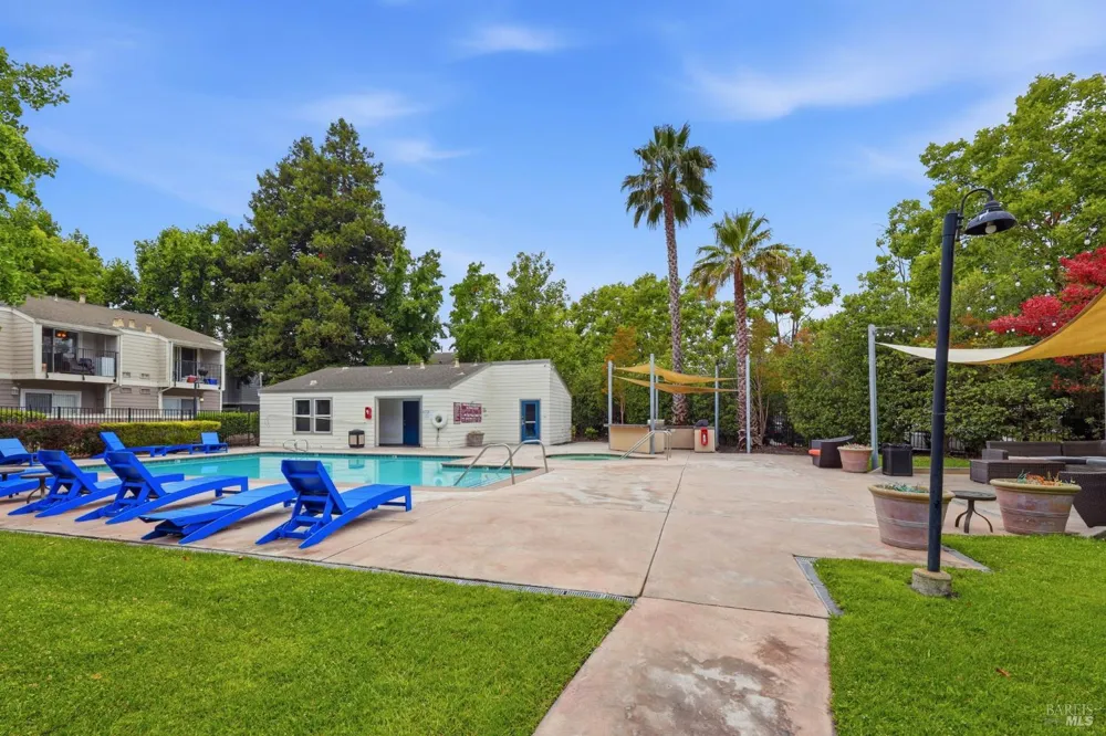 225 Burt Street ##9 Santa Rosa, CA 95407