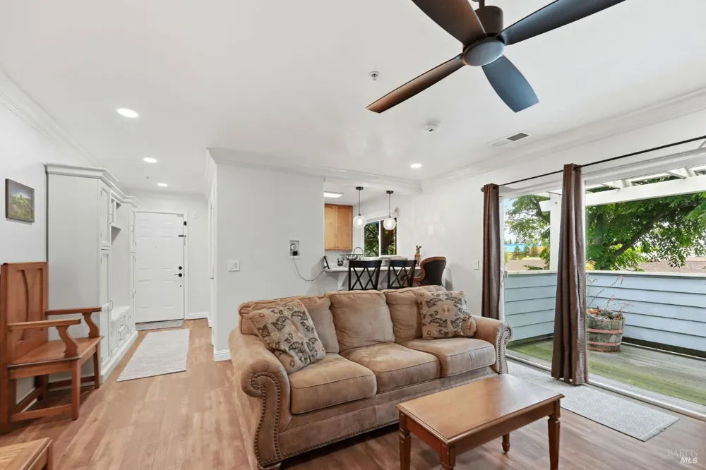 225 Burt Street ##9 Santa Rosa, CA 95407