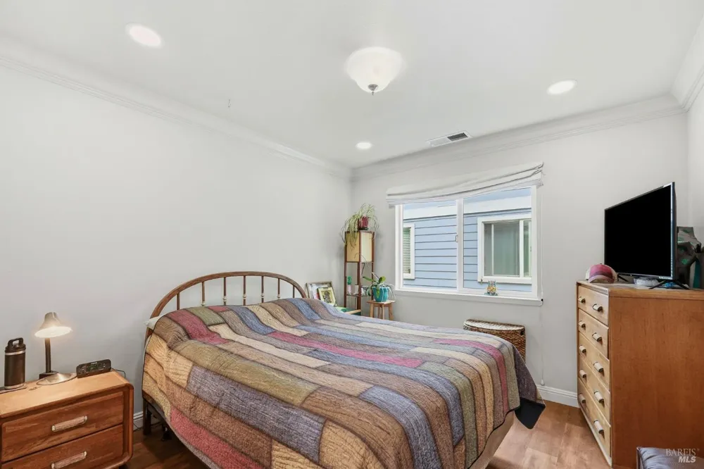 225 Burt Street ##9 Santa Rosa, CA 95407