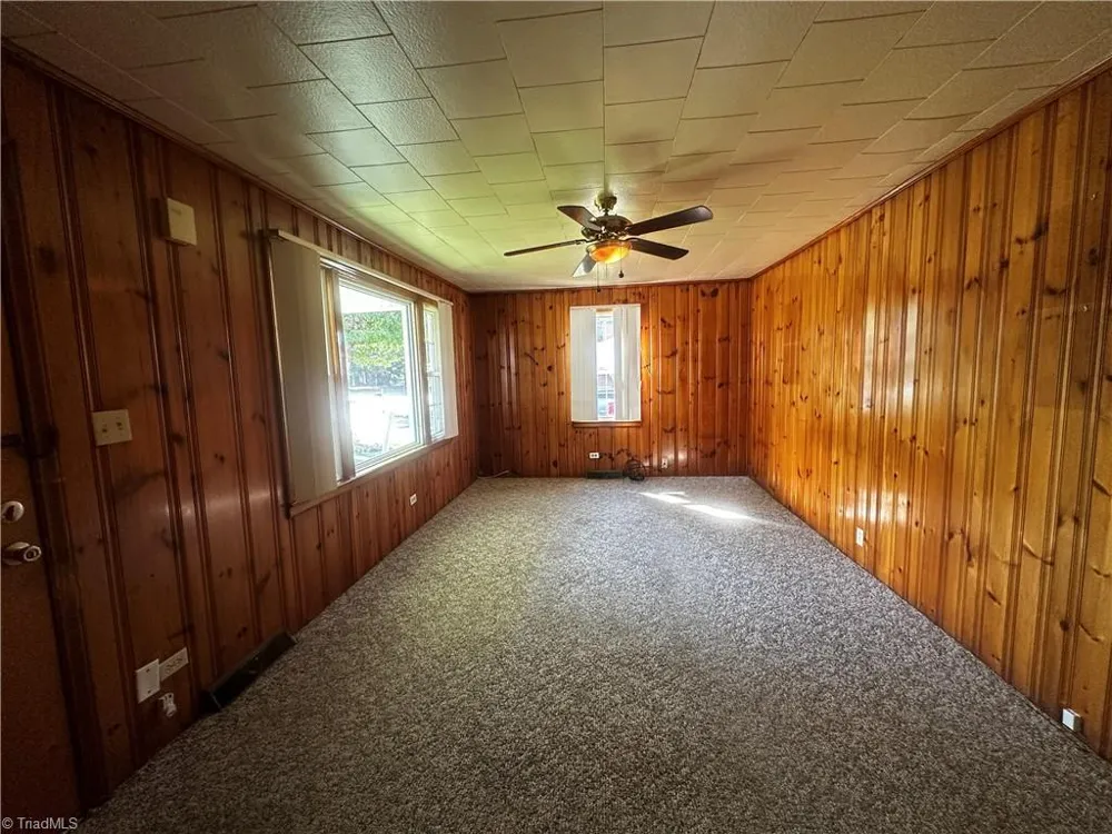 264 Fairplains Road North Wilkesboro, NC 28659